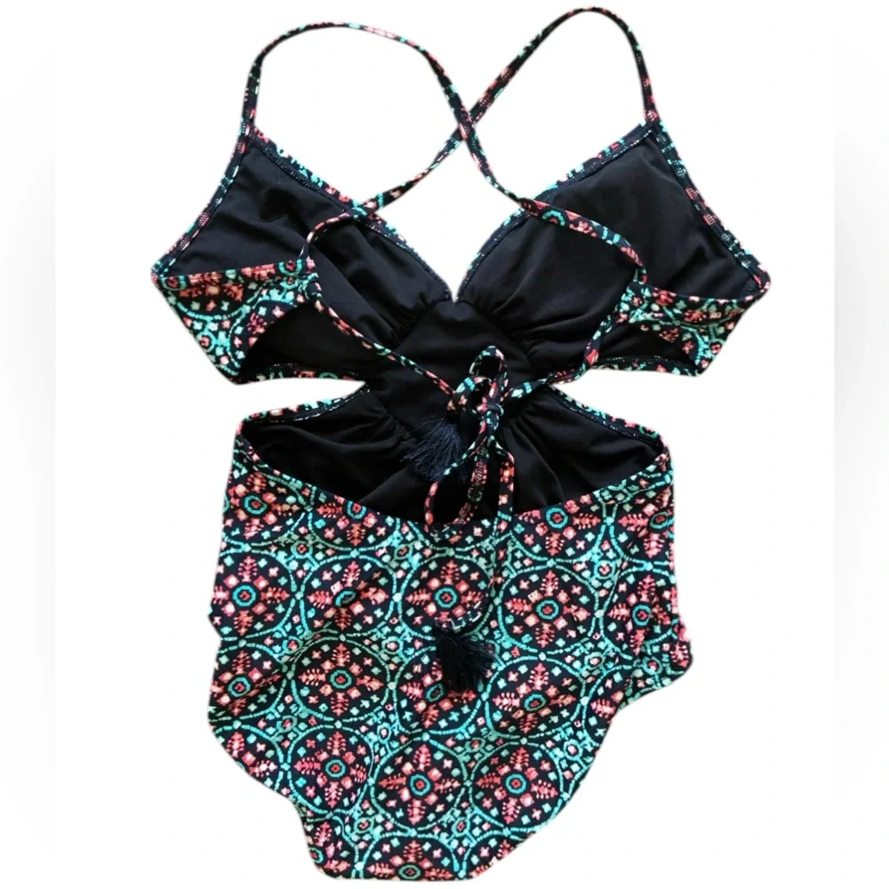 Michael Kors Cutout One Piece Swimsuit Size 8 - Picture 3 of 8